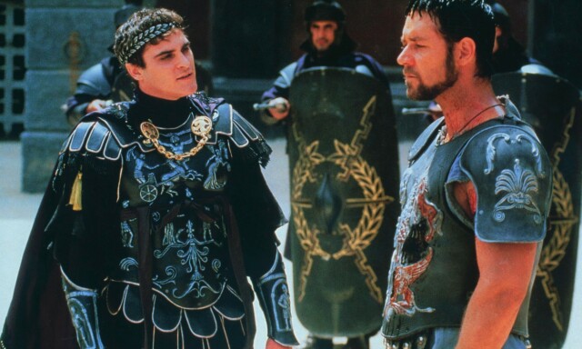 KJIP STEMNING: Den herskesyke Commodus, spilt av Joaquin Phoenix finner stadig nye måter å trykke ned Maximus, spilt av Russel Crowe. FOTO: NTB Scanpix KJIP STEMNING: Den herskesyke Commodus, spilt av Joaquin Phoenix finner stadig nye måter å trykke ned Maximus, spilt av Russel Crowe. FOTO: NTB Scanpix